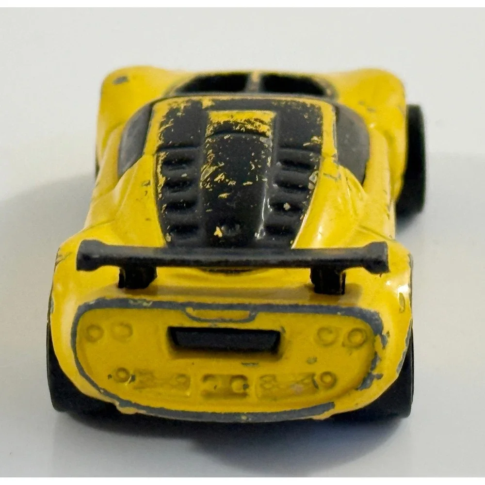 Hot Wheels Lotus Elise Kids 1:64 Yellow Diecast Toy Car 2003 Mattel Malaysia